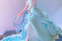 elsa-cake-scaled