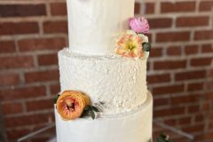 floral-wedding-cake-2-scaled