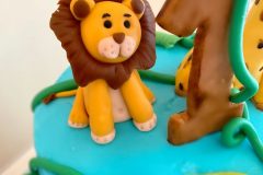 safari-cake-lion-scaled